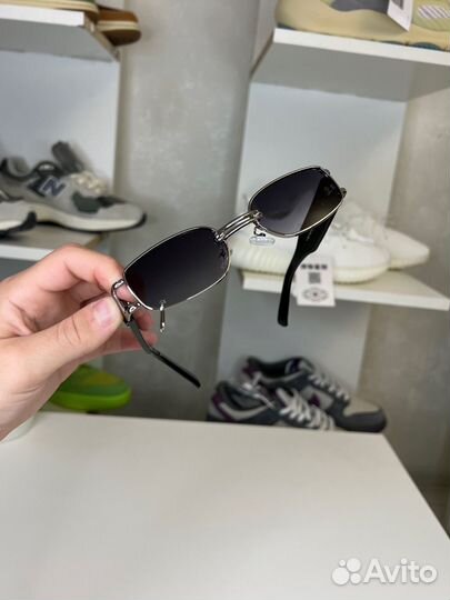 Солнцезащитные очки gentle monster