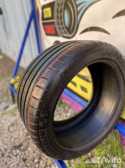 Michelin Pilot Super Sport 275/40 R18