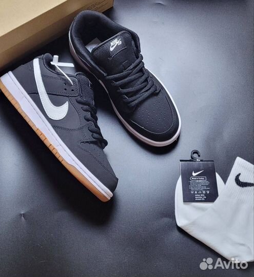 Кроссовки мужские Nike SB Dunk Low