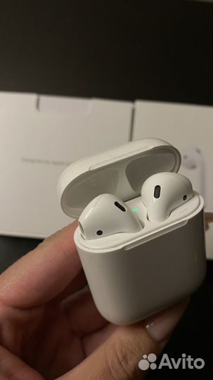 Беспроводные наушники apple airpods 1