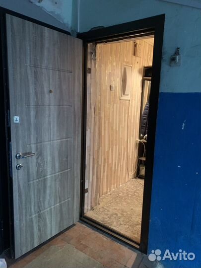 Дверь входная металлическая