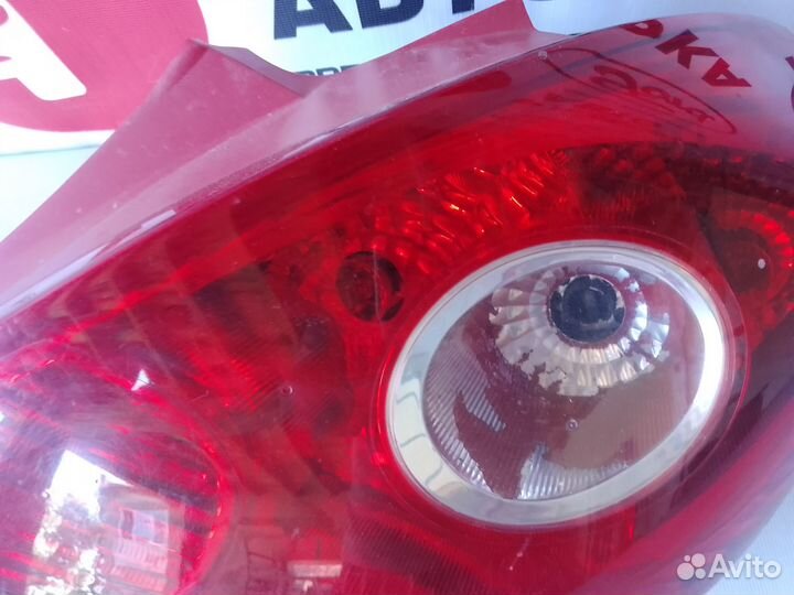 Фонарь задний правый Opel Corsa D купе