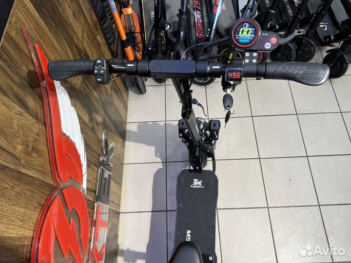 Электросамокат Kugoo M5 Черный