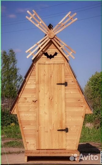 Дачный туалет деревянный KEY674
