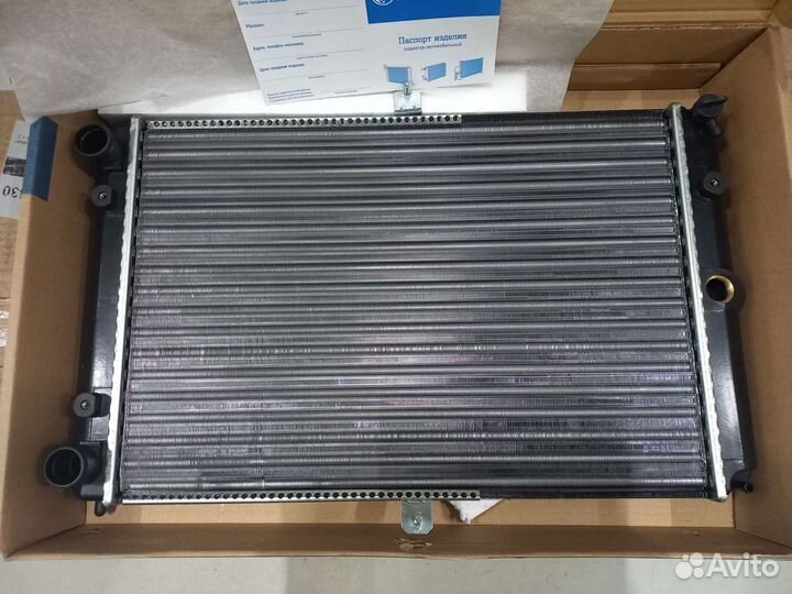 Радиатор охлаждения двигателя Иж 2126 Ода
