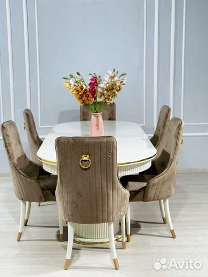 Столы и стулья новые