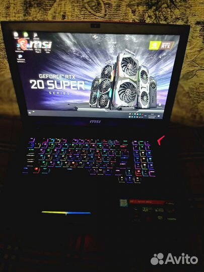 Игровой ноутбук MSI GT75 8RG
