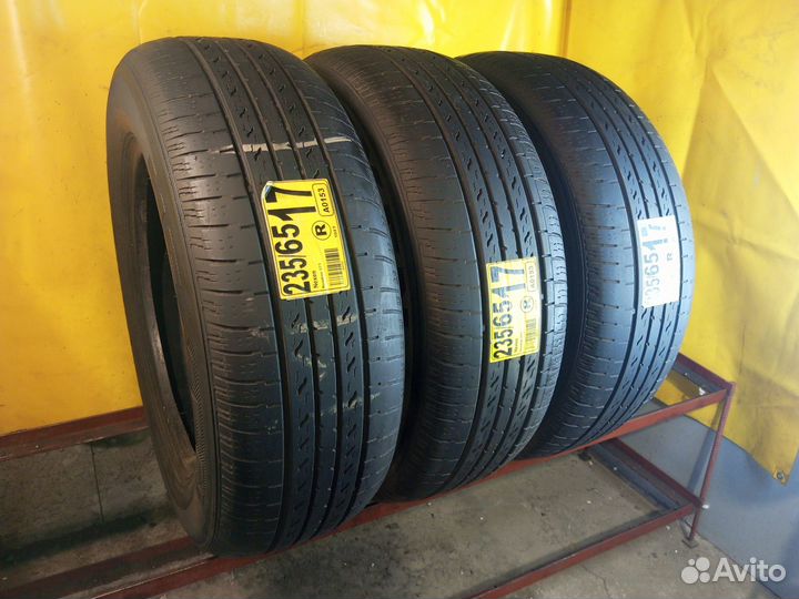 Nexen Roadian 571 235/65 R17 104T