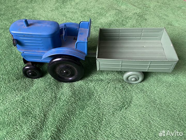 Игрушка СССР трактор