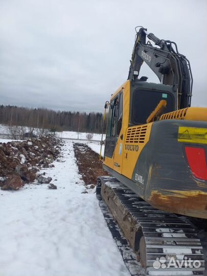 Гусеничный экскаватор volvo