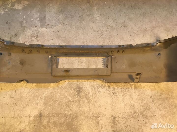 Бампер задний Митсубиси Динго