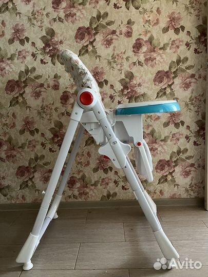 Стульчик для кормления kari