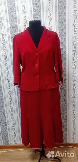 Костюм жакет и юбка 48- 50