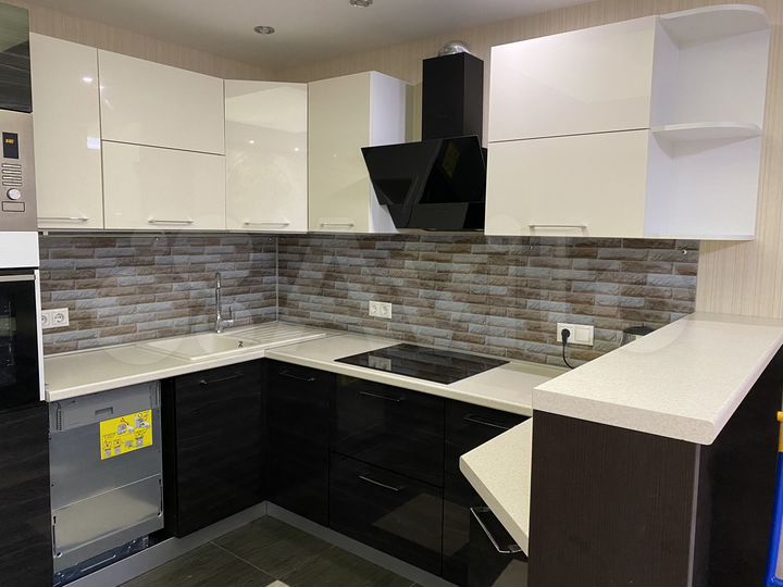 2-к. квартира, 66,5 м², 12/16 эт.