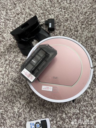 Моющий робот пылесос