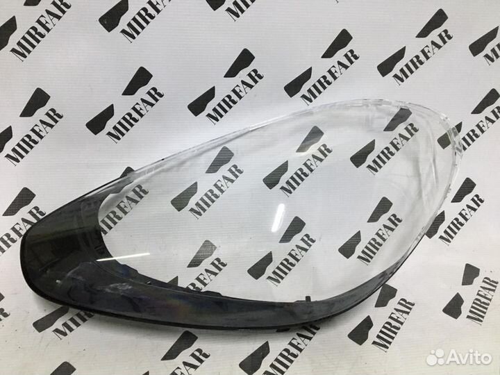 Левое стекло фары Porsche Cayenne 958 II 2014-2018