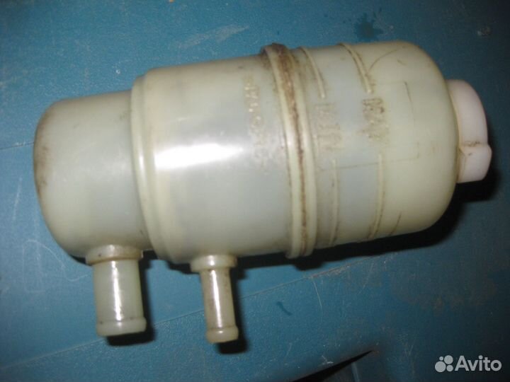 Бачок гур для Мицубиси