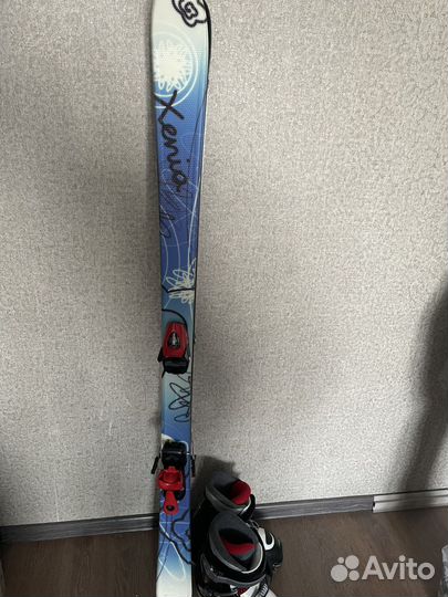 Горные лыжи и ботинки