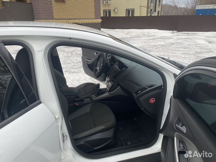 Ford Focus 1.6 МТ, 2012, 270 000 км