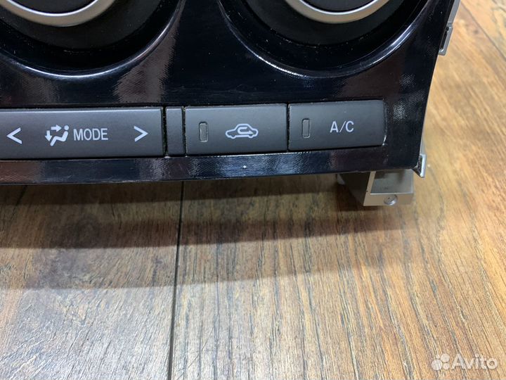 Mazda 3 BL Блок управления климат. установкой