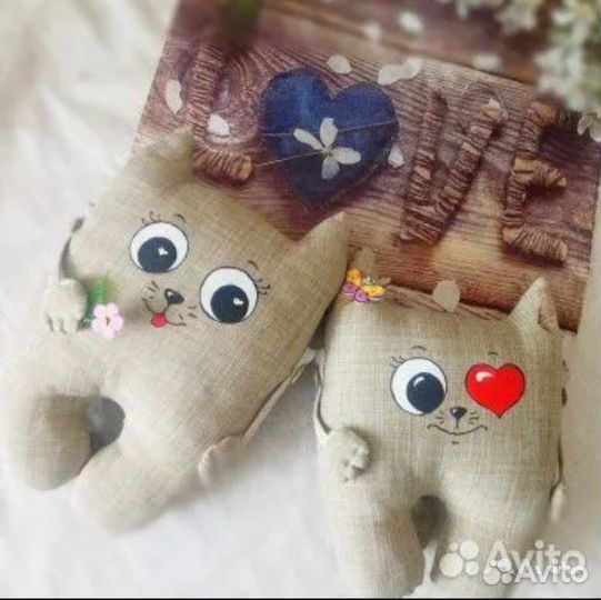 Игрушки кот и кошка