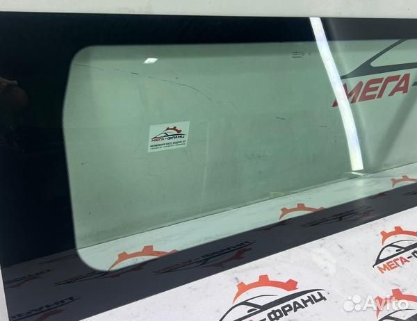 Форточка кузова задняя правая Citroen Jumper