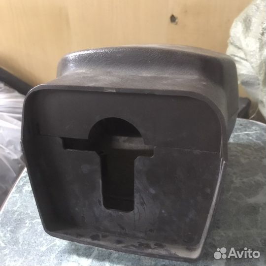 Кожух рулевой колонки Toyota Carina