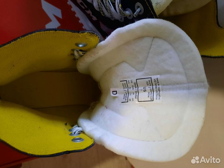 Коньки хоккейные ссм