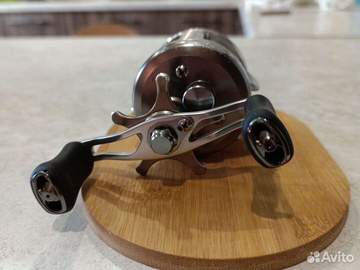 Мультипликаторная катушка daiwa