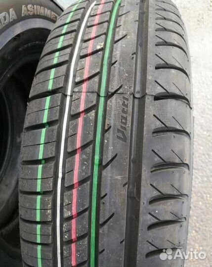 Viatti Strada Asimmetrico V-130 215/55 R17