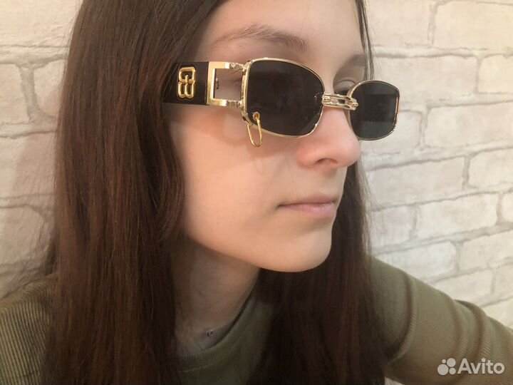 Солнцезащитные очки