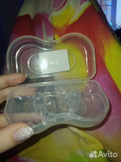 Накладки на грудь новые