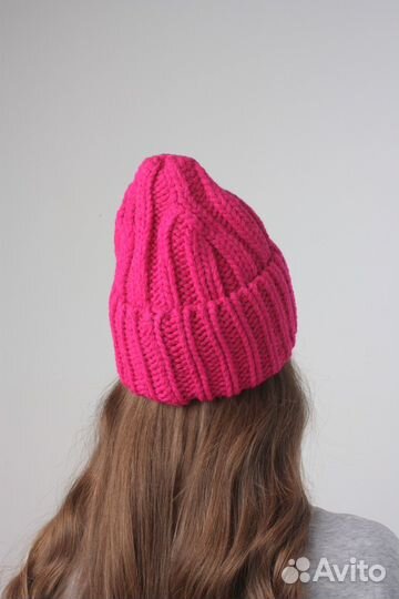 Шапка вязаная фуксия