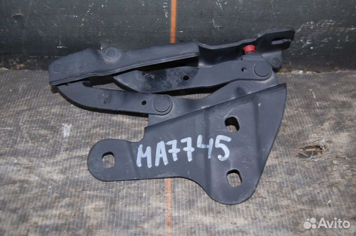 Петля капота правая - BMW X1 E84