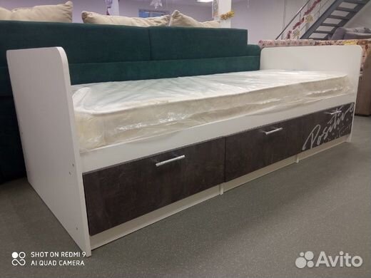 Кровать подростковая