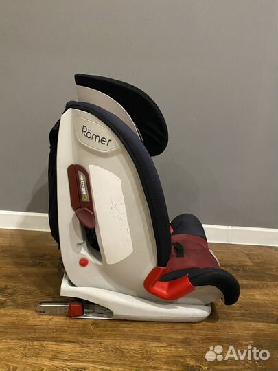 Детское авто кресло