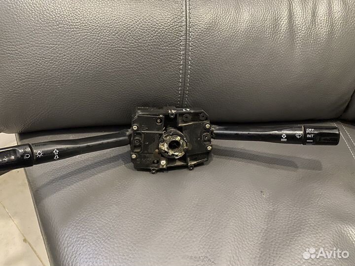 Переключатель подрулевой хонда сивик шатл1988г в