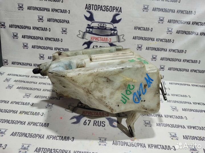 Бачок омывателя mercedes w210