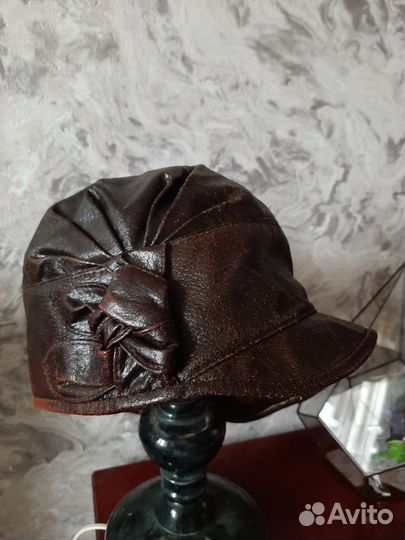 Шляпка кожаная натуральная женская