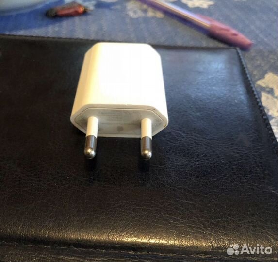 Оригинальный адаптер от айфона