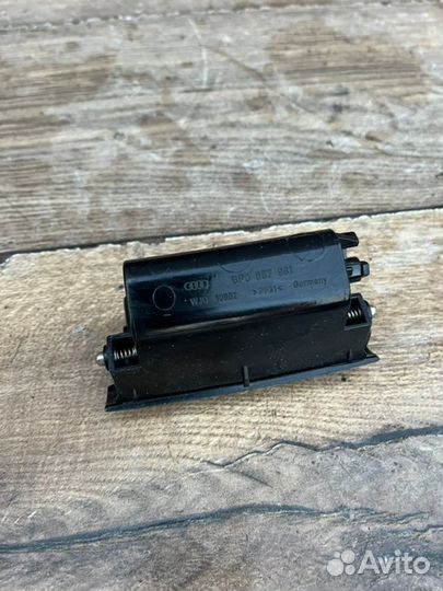 Пепельница Audi 3 8P 1.8 2008