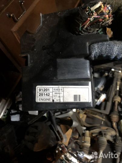 Монтажный блок Hyundai Accent