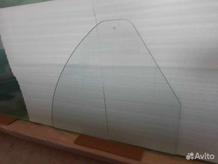 Стекло для холодильных витрин