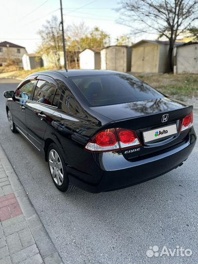 Honda Civic 1.8 AT, 2011, 186 177 км