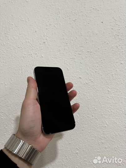 iPhone 15 Pro, 256 ГБ