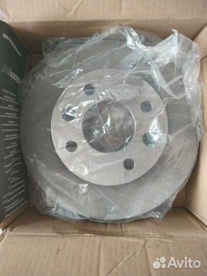 Продам передние тормозные диски swag на Логан