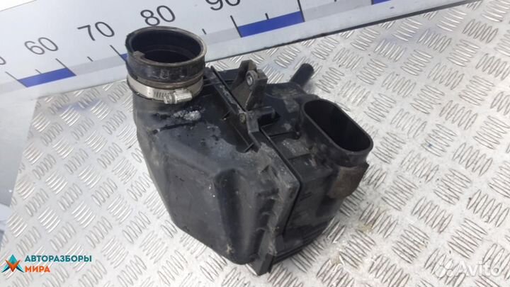 Корпус воздушного фильтра Suzuki SX4 2009