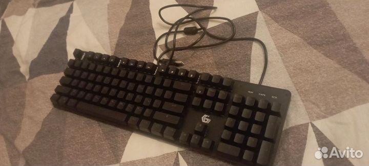 Игровая механическая клавиатура