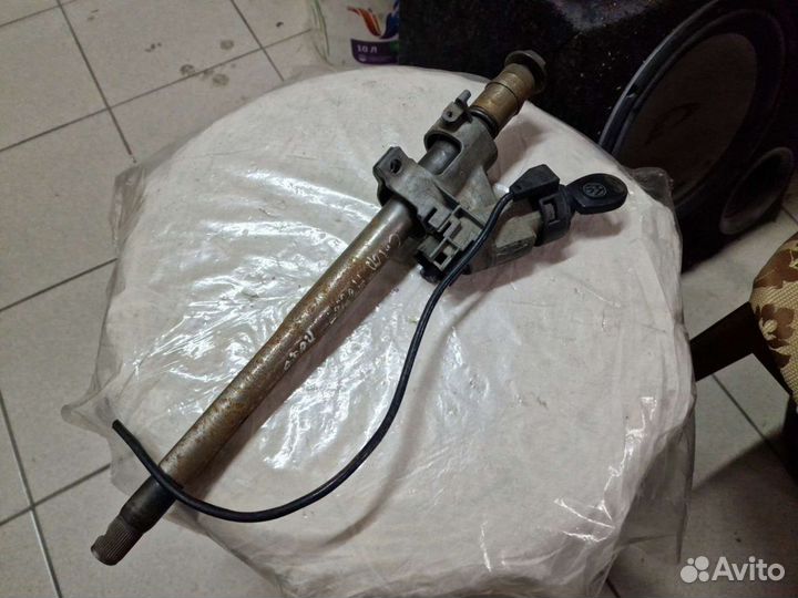 Замок зажигания рулевой вал VW Golf 3, Passat B3