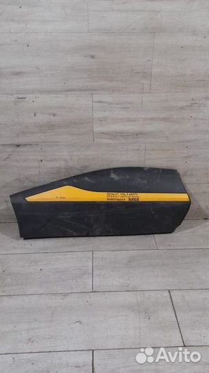 Молдинг двери задний правый Renault Kaptur С 2016